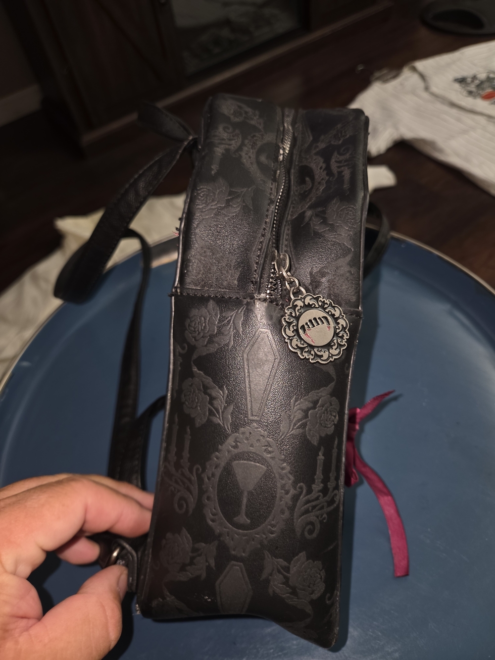Interview With The Vampire Coffin Mini Backpack BY HER UNIVERSE - Picture 4 of 7